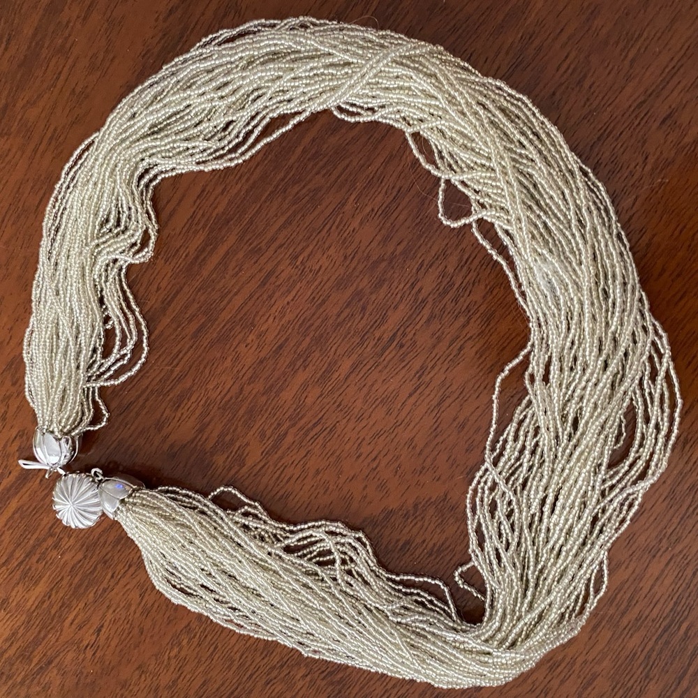 Stunning liquid silver necklace.